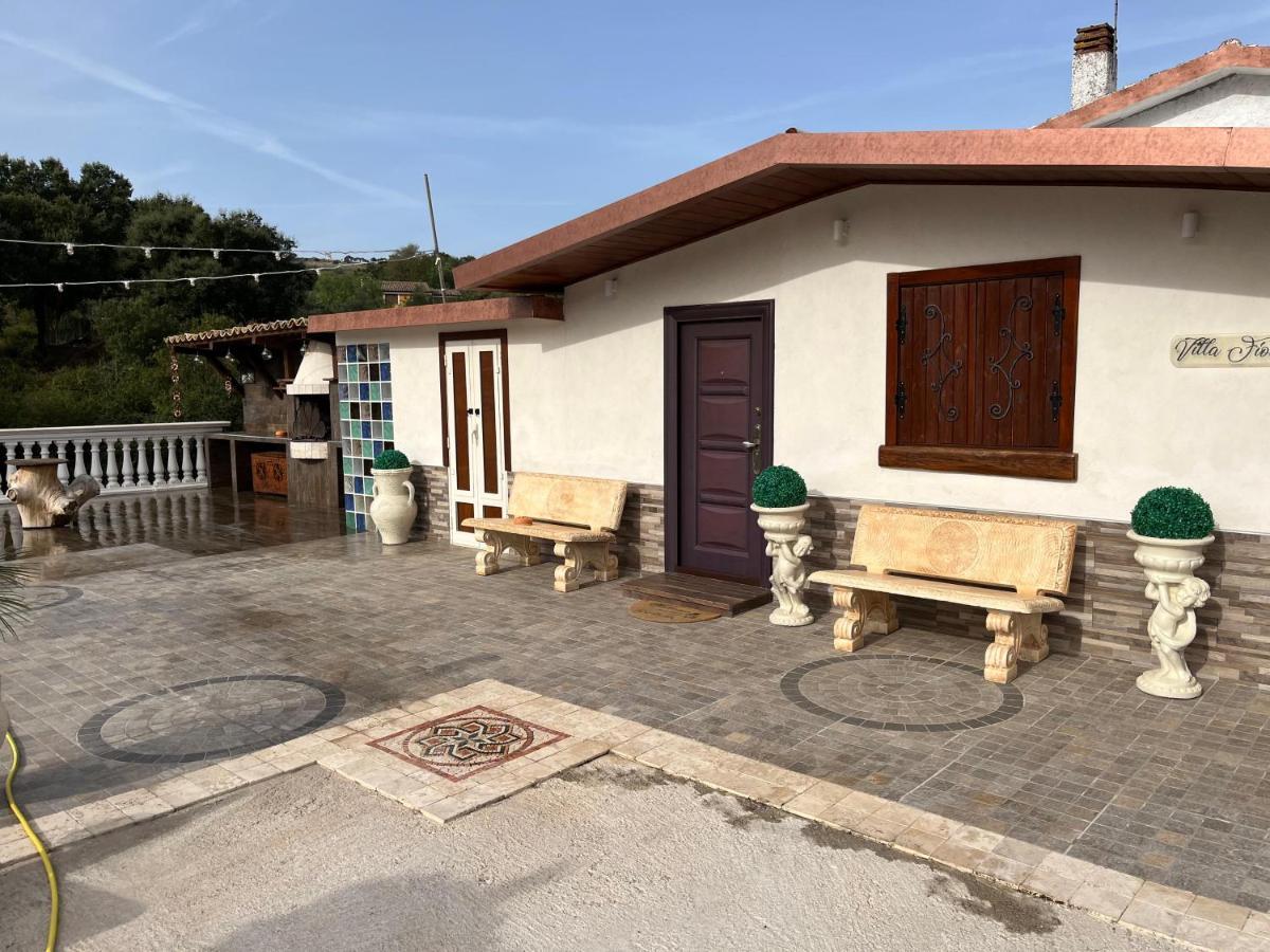 Villa Fiore - Piscina E Idromassaggio Itri Exteriér fotografie